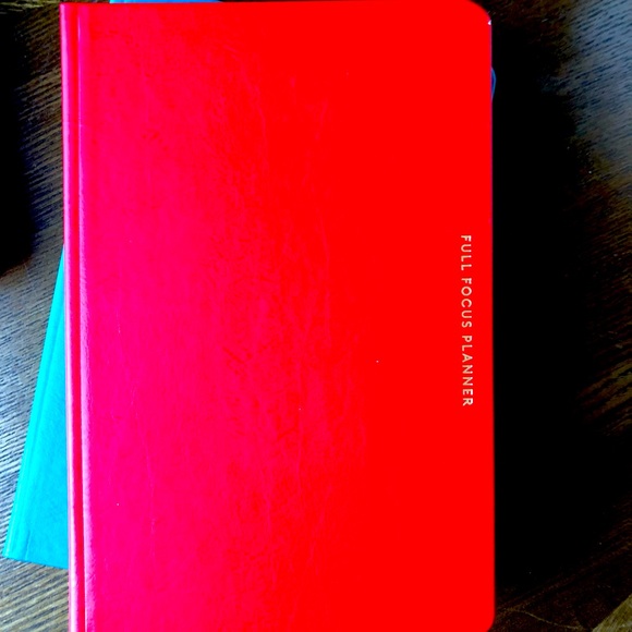 Full Focus Planner - Picture 1 of 11
